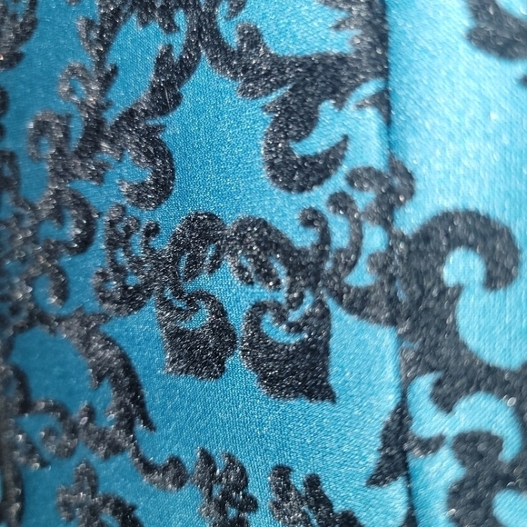 Danny and Nicole size 14 sleeveless dress with zipper back - Picture 13 of 16